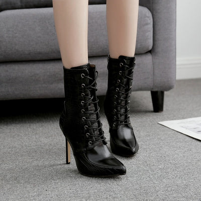 Botas Sexys de Encaje con Punta Aguda y Estampado de Serpiente - Image 9