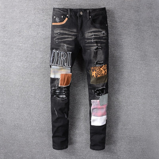 Jeans Slim Fit Elásticos con Parches Bordados de Marca Premium