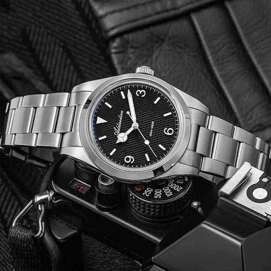 Reloj de Cuarzo Impermeable para Hombre de Negocios - Image 2