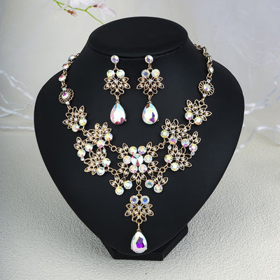 Conjunto de Aretes y Collar con Perlas y Cristales para Mujer - Image 24