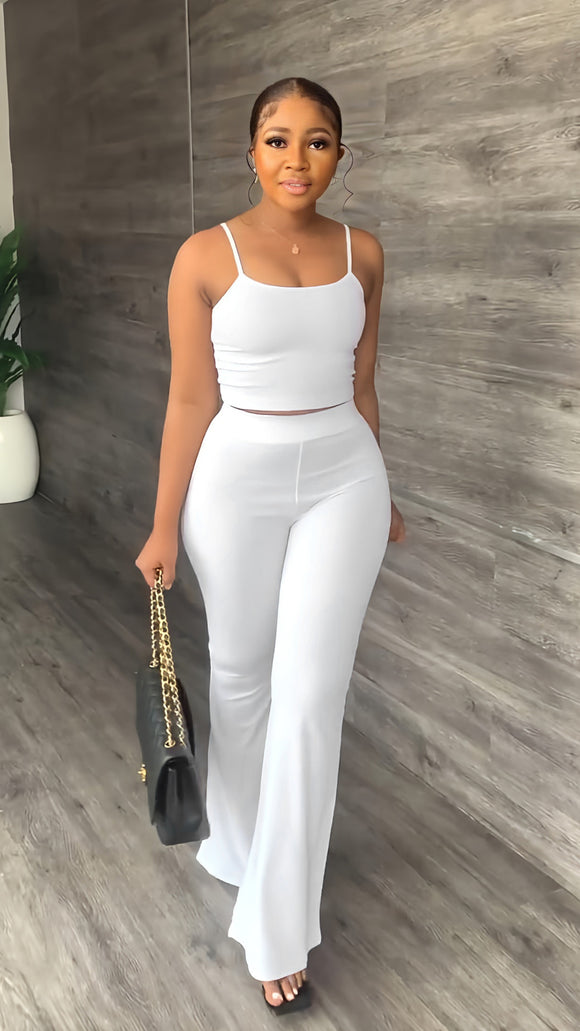 Pantalones Acampanados con Tirante Simple - Conjunto de Moda Elegante para Mujer