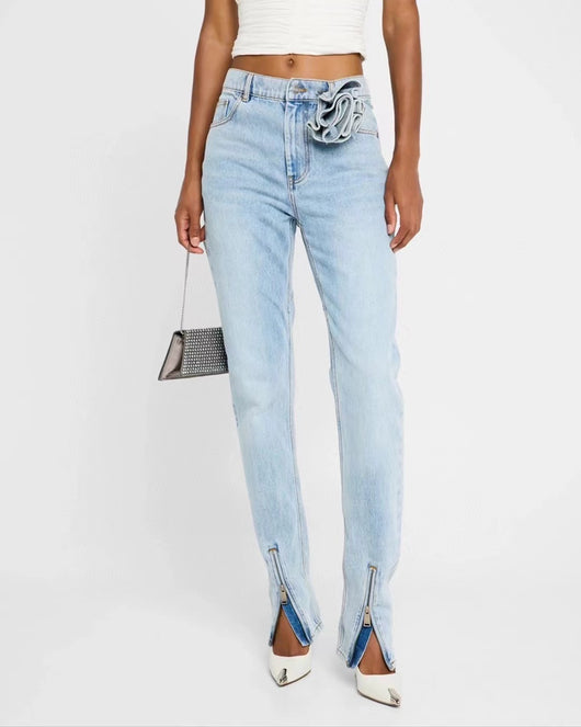 Jeans Mujer con Aberturas Florales y Cierre de Cremallera - Image 6