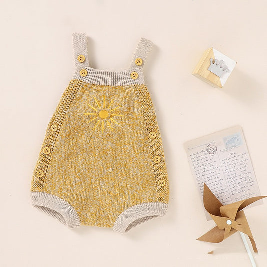Enterizo Tejido para Bebé con Girasoles Bordados y Tirantes - Colección Otoño