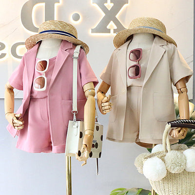 Conjunto de Tres Piezas Infantil: Chaleco, Shorts y Blusa de Gasa Ligera para Primavera y Verano - Image 11