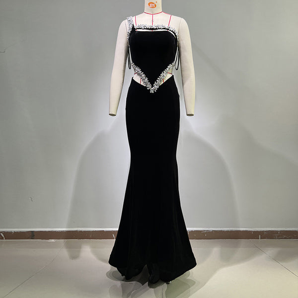 Vestido Asimétrico con Hombro Único y Detalles de Diamantes - Image 6