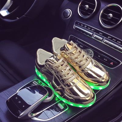 Zapatillas Deportivas LED con Carga USB y Efecto Fluorescente - Image 10