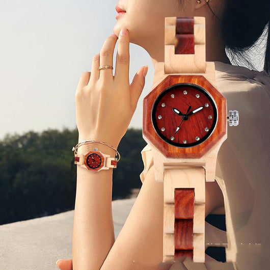 Reloj de Madera para Mujer con Bisel Octagonal y Diamantes