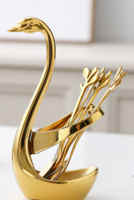 Set Elegante de Tenedores y Cucharas - Diseño de Hoja Nórdica - Image 13