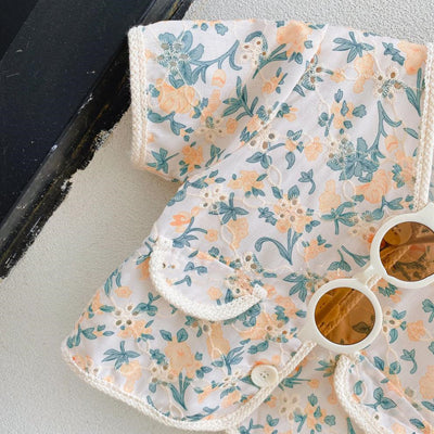 Conjunto Infantil Estilo Western Retro con Flores Caladas - Blusa y Short - Image 13