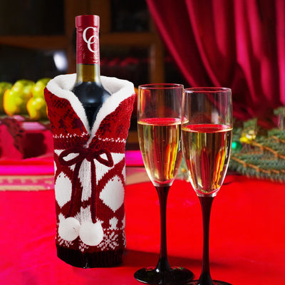 Juego de Copas para Vino Navideño con Bolas de Lana Roja - Image 7
