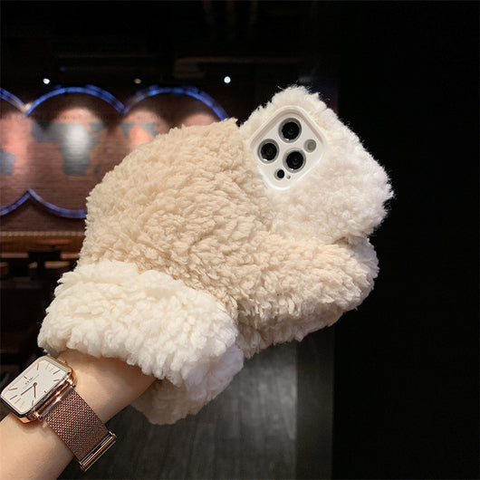 Funda para Teléfono Chica Trendy con Guantes de Protección Térmica Peluche - Image 5