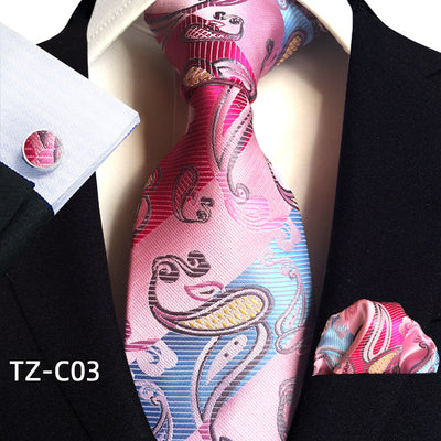 Traje de Tres Piezas Elegante para Hombre con Corbata, Pañuelo y Puños - Image 4