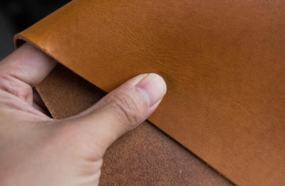Bolsa Bandolera Retro de Cuero Vacuno Curtido Natural para Personalizar - Image 20
