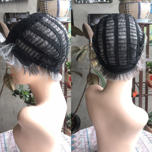 Peluca Corta Rizada Gris para Mujeres Maduras - Image 10