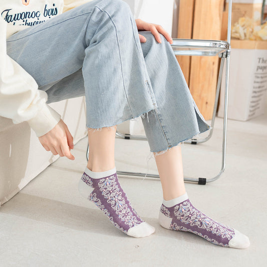 Calcetines de Malla Jacquard Ultrafinos para Mujer - Estilo Retro Ins - Image 2