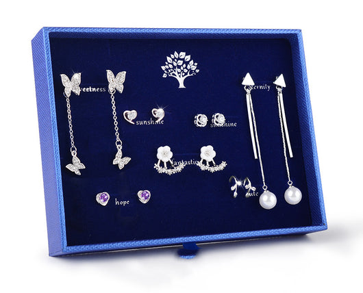 Aretes Femeninos con Borla Trendy en Caja de Regalo - Image 9