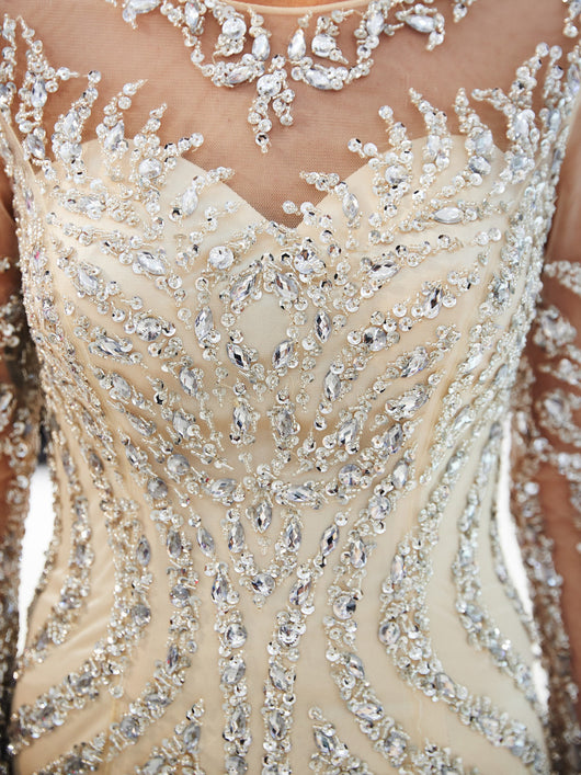 Vestido Fishtail Asimétrico con Escote Único Elegante - Image 13