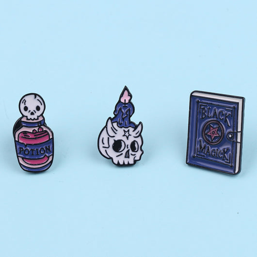 Broche Calavera Bruja con Poción y Vela - Estilo Punk Gótico - Image 10