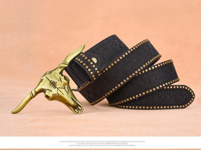 Cinturón de Cuero Genuino para Hombre con Remaches Grabados - Image 11
