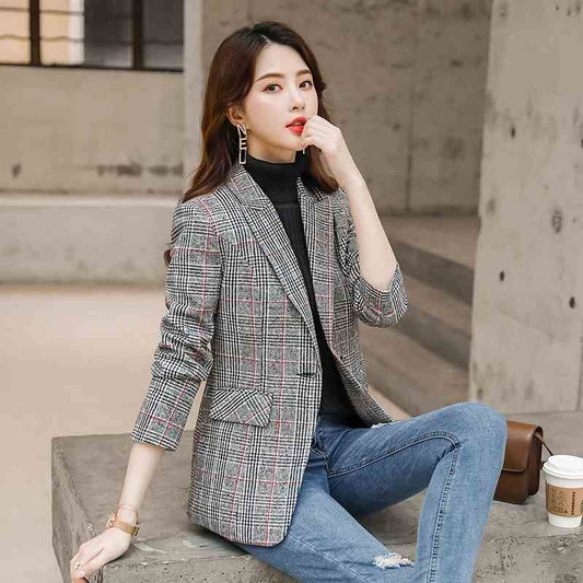 Blazer Cuadriculado Mujer con Cintura Ajustada - Image 2