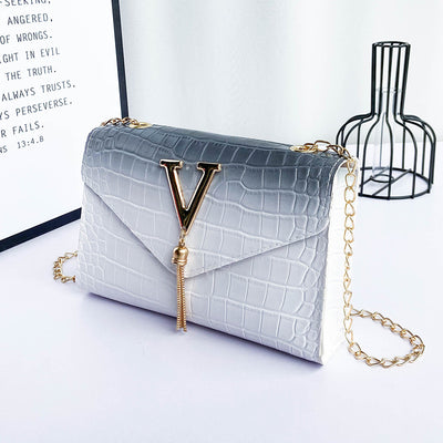Bolso Cuadrado Pequeño con Cadena de Borlas y Degradado de Colores - Image 5