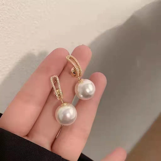 Aretes de Perla Versátiles con Múltiples Formas de Usar