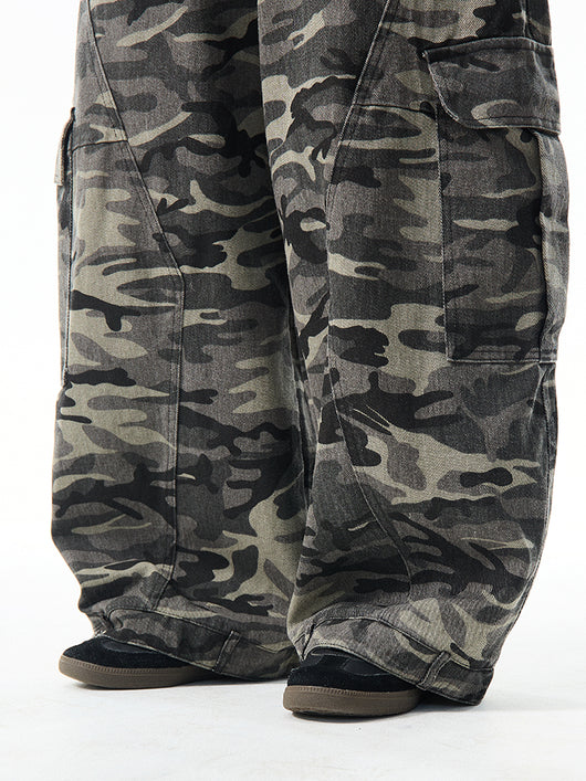 Overol Ancho Camuflaje Retro para Mujer - Pantalón Suelto y Casual - Image 26
