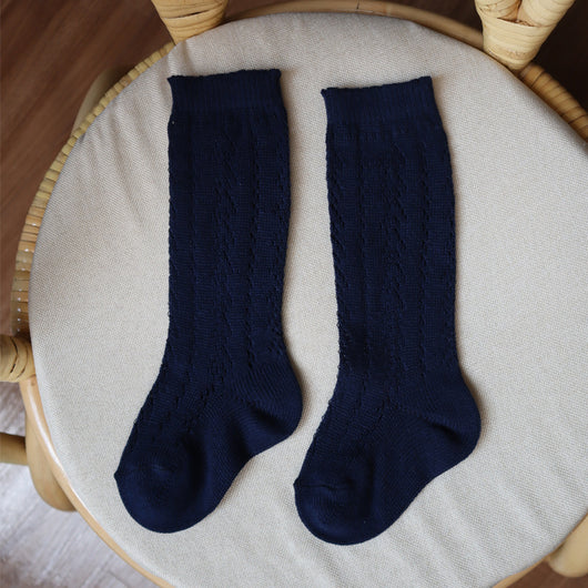 Calcetines de Malla Transpirable con Diseño Calado para Bebés y Niños - Image 6