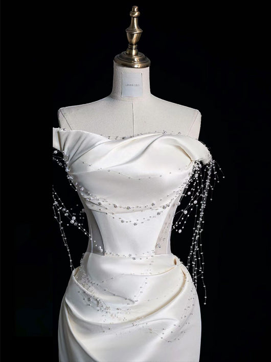 Vestido de Fiesta Satinado Hombros Descubiertos con Perlas - Image 7