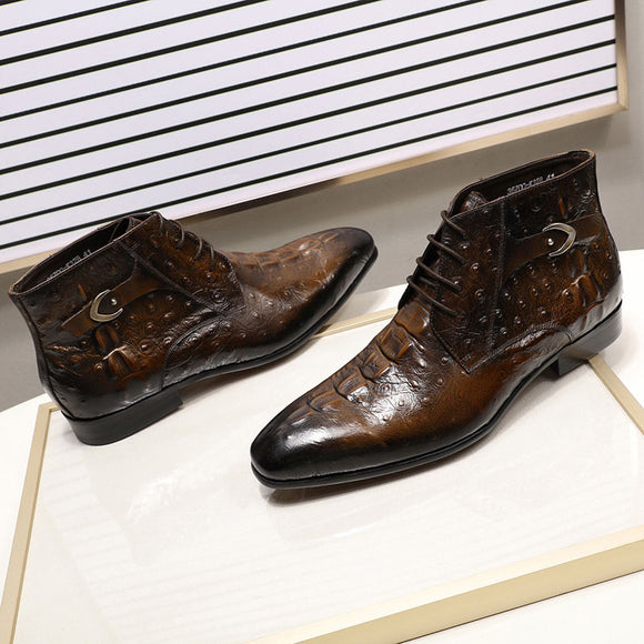Botas Casual de Cuero Nobuk Nude con Patrón Grabado y Cierre de Cordones