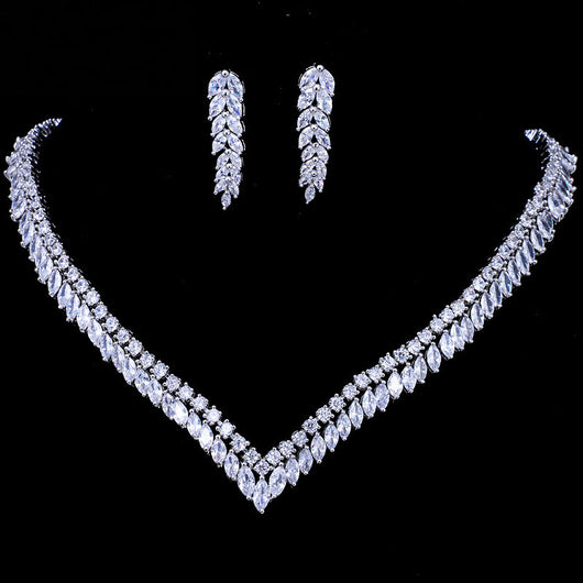 Conjunto de Joyería Nupcial con Circonita - Collar y Aretes Diseño Hoja - Image 8