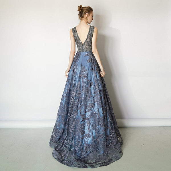 Vestido Largo Elegante con Escote V - Diseño Sofisticado y Favorecedor