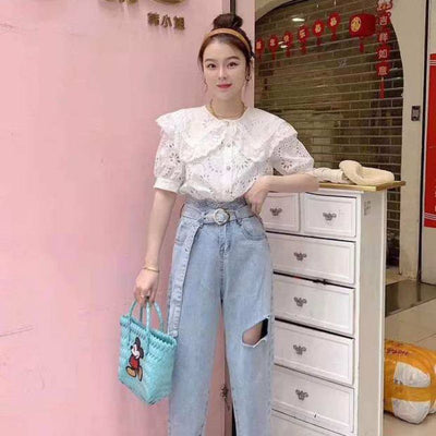 Blusa de Encaje Blanco con Cuello Muñeca y Solapa Grande para Mujer - Image 4