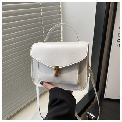 Bolsa Mensajera Retro Vintage de Diseño Premium - Image 12