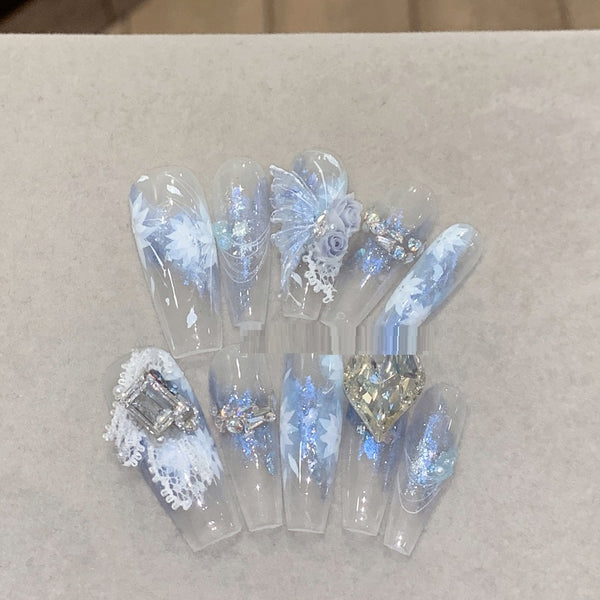 Armadura Floral Mariposa Azul Cielo - Joyería Artesanal de Lujo