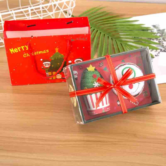 Set de Regalos Navideños con Toallas y Muñecos - Image 7