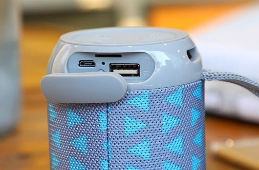 Parlante Bluetooth Portátil Resistente para Exterior - Image 28