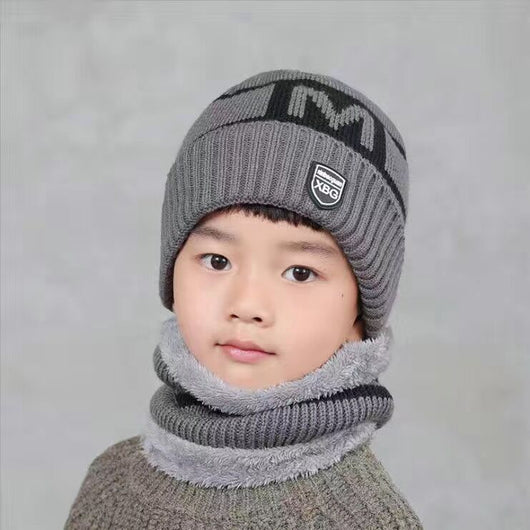 Conjunto de Gorro y Babero Tejido para Niños - Diseño Coreano Letras Abrigado Invierno - Image 14