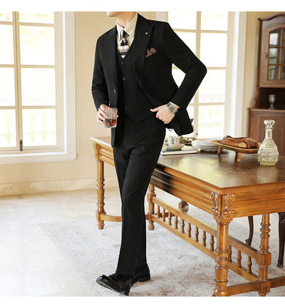 Traje de Novio Premium Tres Piezas Color Caramelo con Solapa Clásica - Image 9