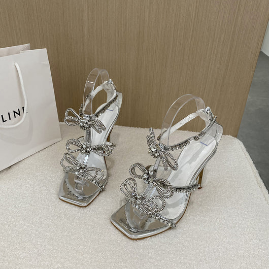 Tacones Altos con Moño y Flores de Cristal Brillante - Image 4