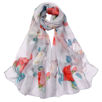 Pañuelo de Seda con Protección Solar y Estampado de Rosas - Image 6