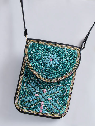 Bolsa Bohemia para Celular con Cuentas y Concha Marina - Image 12