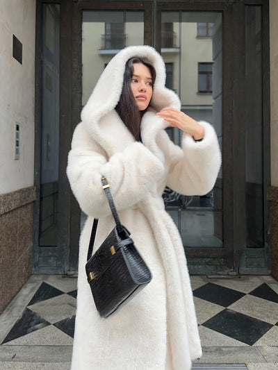 Abrigo Largo con Capucha para Mujer - Image 19