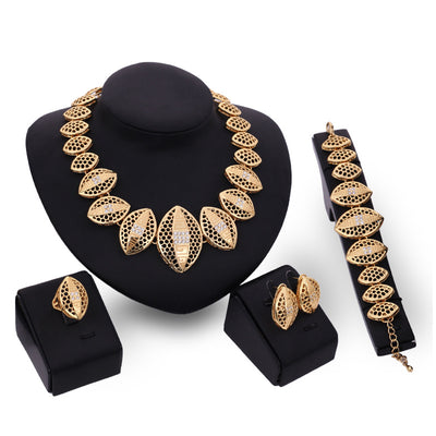 Juego de 4 Piezas de Joyería Hoja - Collar y Aretes Elegantes - Image 6