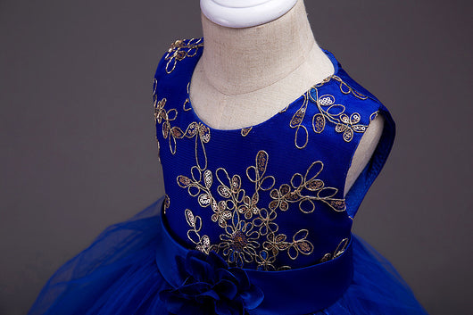 Vestido de Princesa Floral para Niña con Lentejuelas y Bordados - Image 14