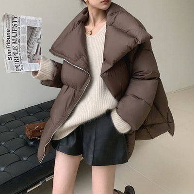 Abrigo de Invierno para Mujer con Solapa en Marrón - Image 4