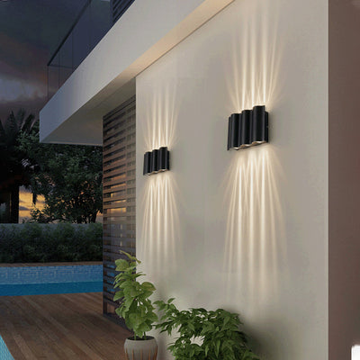 Foco LED Exterior Bidireccional Impermeable de Diseño Moderno - Image 3