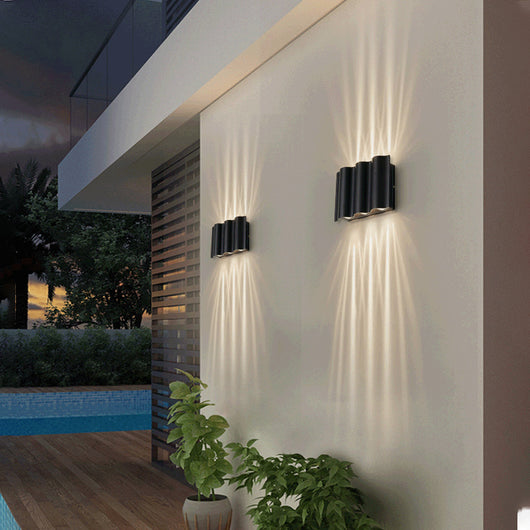 Foco LED Exterior Bidireccional Impermeable de Diseño Moderno - Image 3