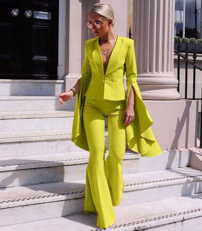 Traje de Pantalón Acampanado con Mangas Oversized Irregulares - Image 8