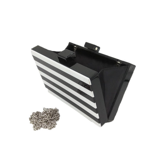 Cartera de Fiesta Rayas Blanco y Negro con Costura Acrílica - Image 5
